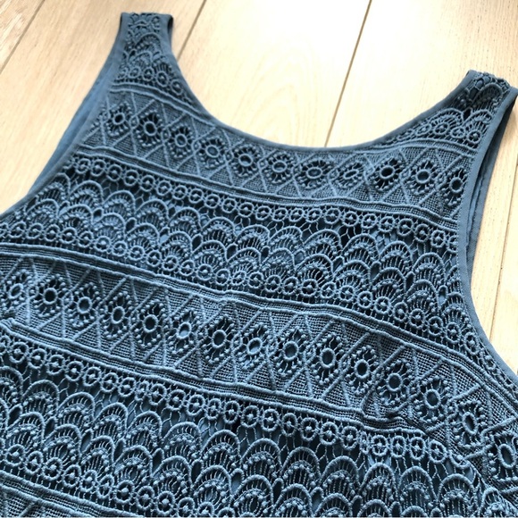 Loft Lace Detailed Pleated Dress in Blue Size 10 - Picture 4 of 10